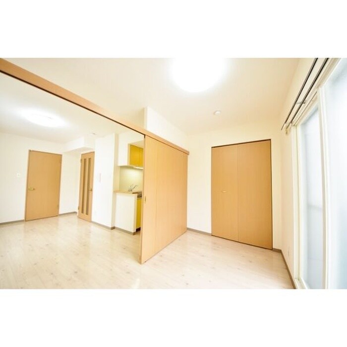 物件内観写真6　(居室)