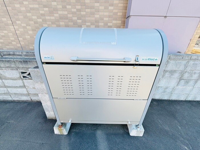 物件外観写真6　(建物設備)