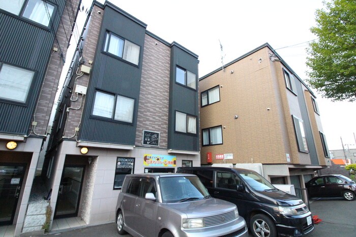 物件外観写真1　(外観写真)