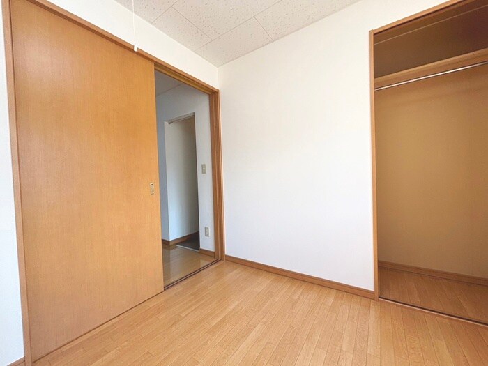 物件内観写真11　(居室)