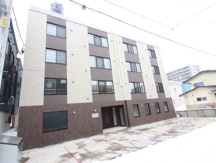 物件外観写真3　(外観写真)