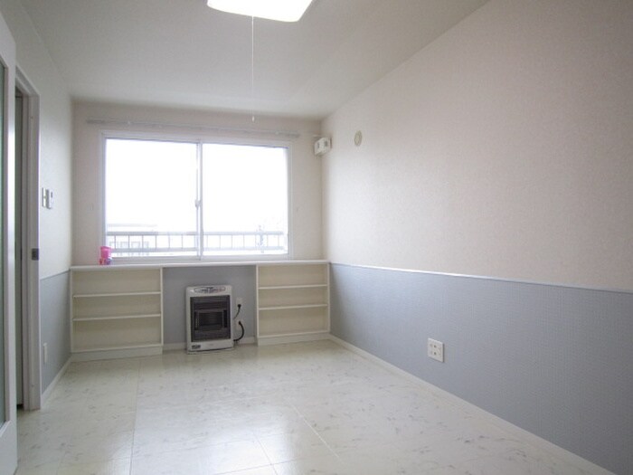 物件内観写真5　(居室)