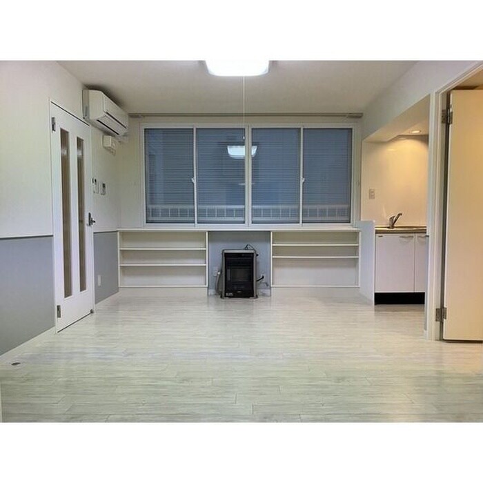 物件内観写真5　(居室)