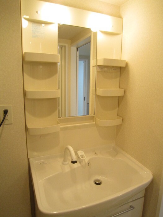 物件内観写真10　(洗面)