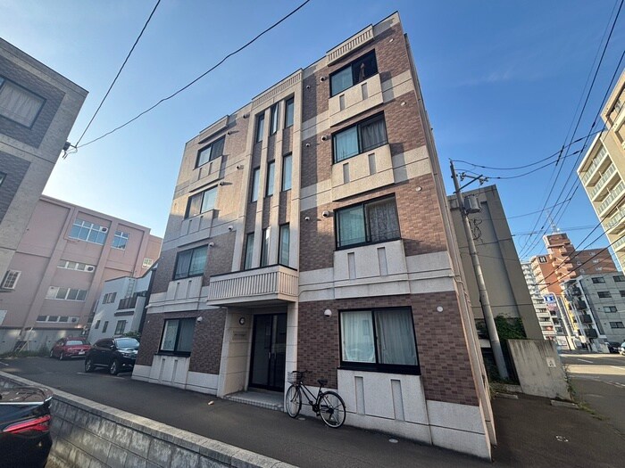 物件外観写真3　(外観写真)