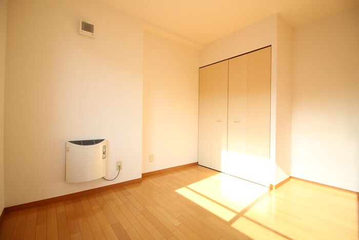 物件内観写真12　(居室)