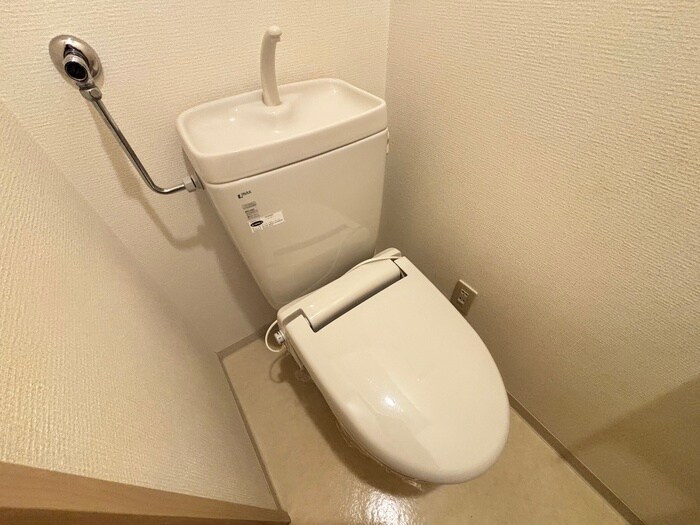 物件内観写真16　(トイレ)