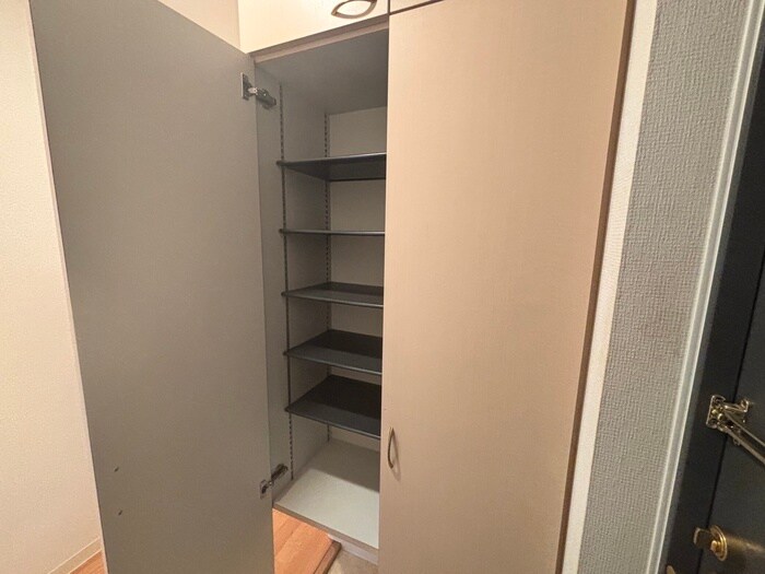 物件内観写真20　(靴箱)