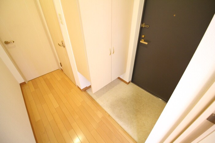 物件内観写真21　(玄関)