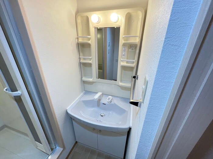 物件内観写真13　(洗面)