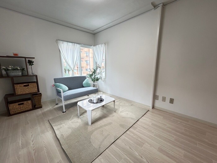 物件内観写真8　(居室)