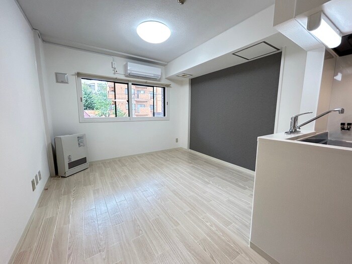 物件内観写真10　(居室)