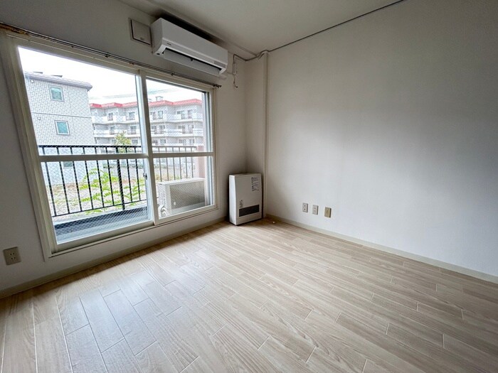 物件内観写真10　(居室)