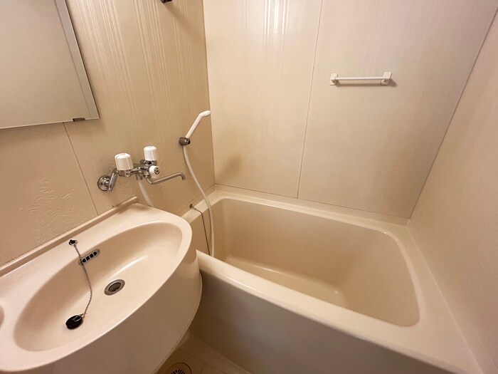 物件内観写真12　(バス／シャワールーム等)