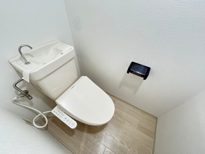 物件内観写真13　(トイレ)