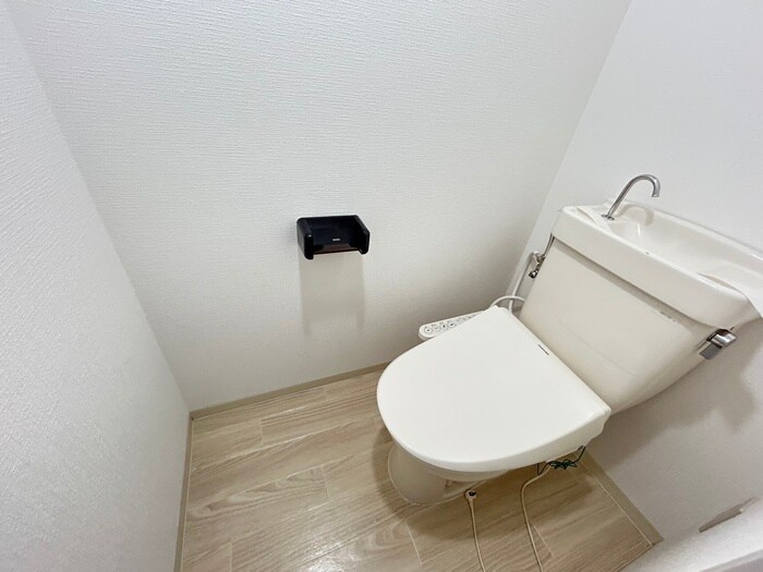 物件内観写真13　(トイレ)