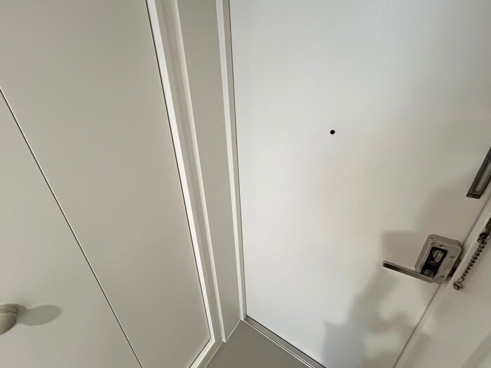 物件内観写真15　(玄関)