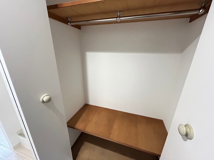 物件内観写真16　(収納)