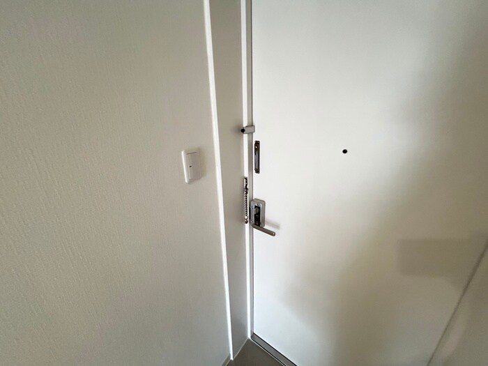 物件内観写真17　(玄関)