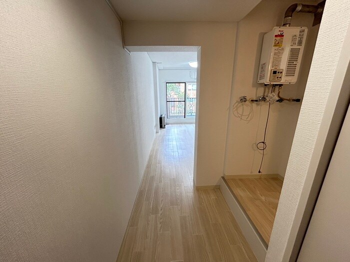 物件内観写真19　(廊下)