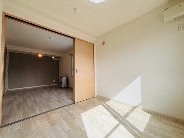 物件内観写真12　(居室)