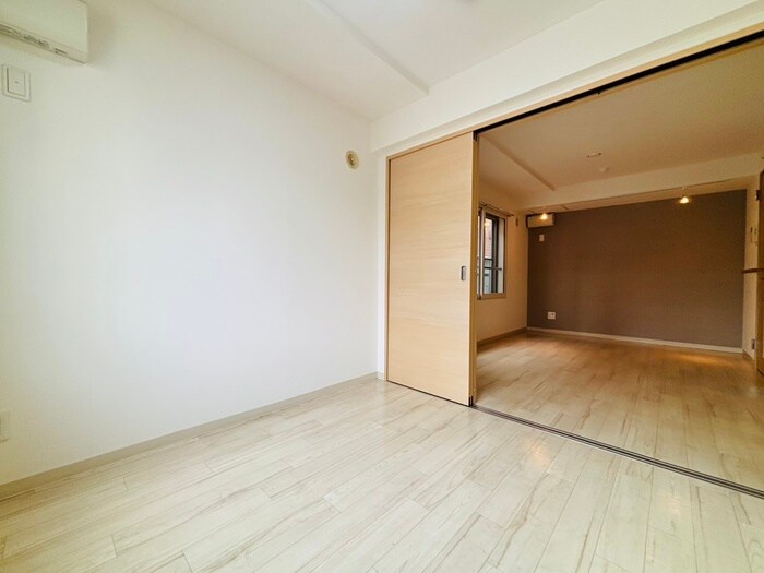 物件内観写真13　(居室)