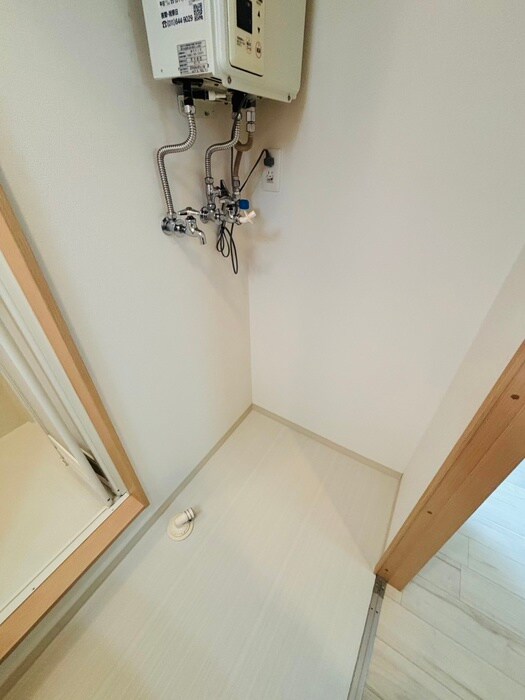 物件内観写真22　(洗濯機置場)