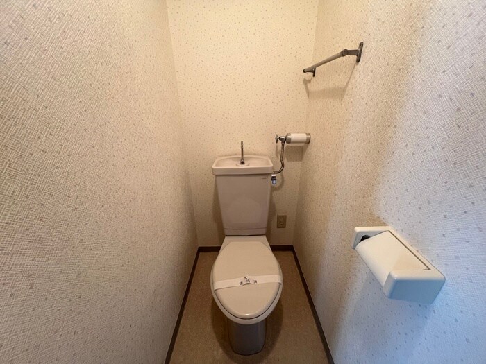 物件内観写真15　(トイレ)