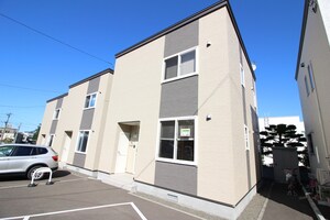 宮の森3-10戸建C外観写真