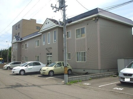ＨＯＵＳＥ　ＲＯＹＡＬ外観写真
