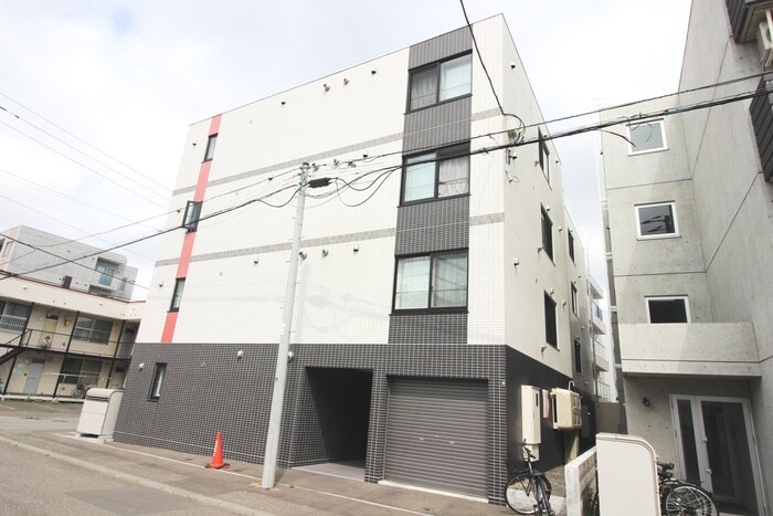 物件外観写真2　(外観写真)