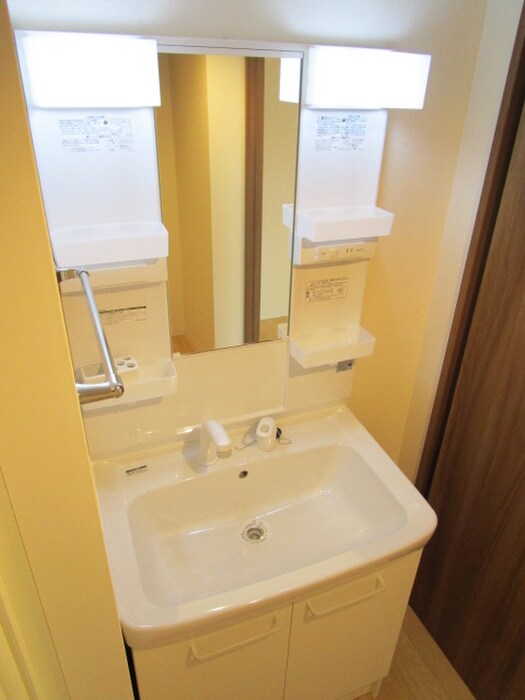 物件内観写真13　(洗面)