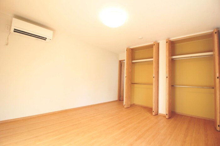 物件内観写真10　(居室)