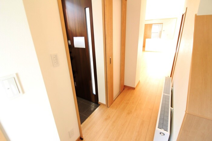 物件内観写真15　(廊下)