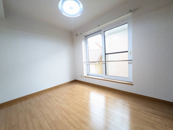 物件内観写真14　(居室)