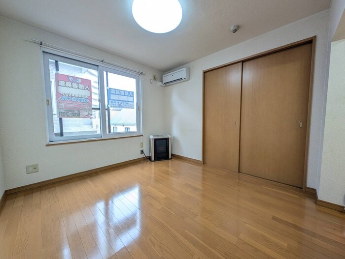 物件内観写真16　(居室)