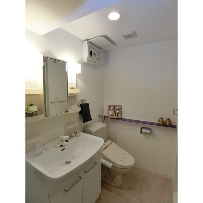 物件内観写真12　(洗面)