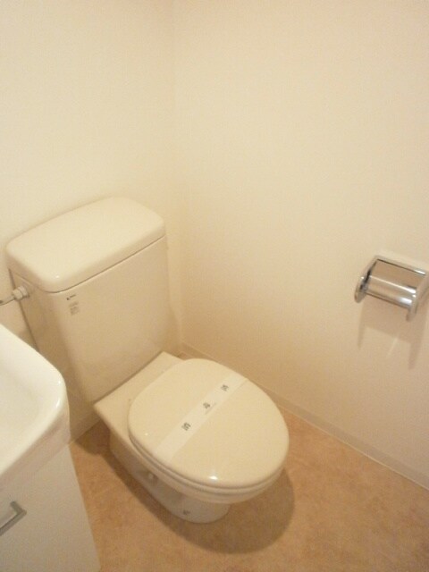 物件内観写真14　(トイレ)