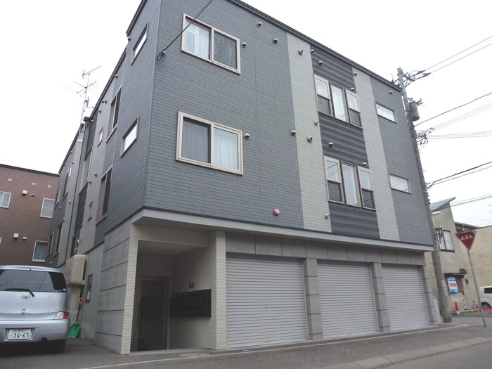 物件外観写真4　(外観写真)