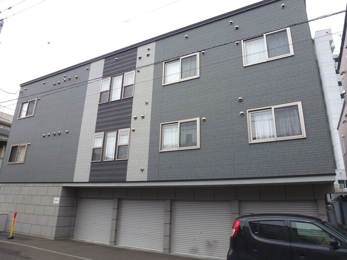 物件外観写真5　(外観写真)