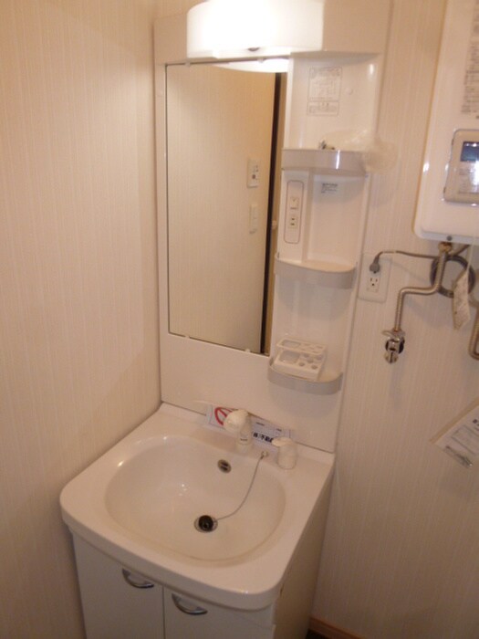 物件内観写真13　(洗面)