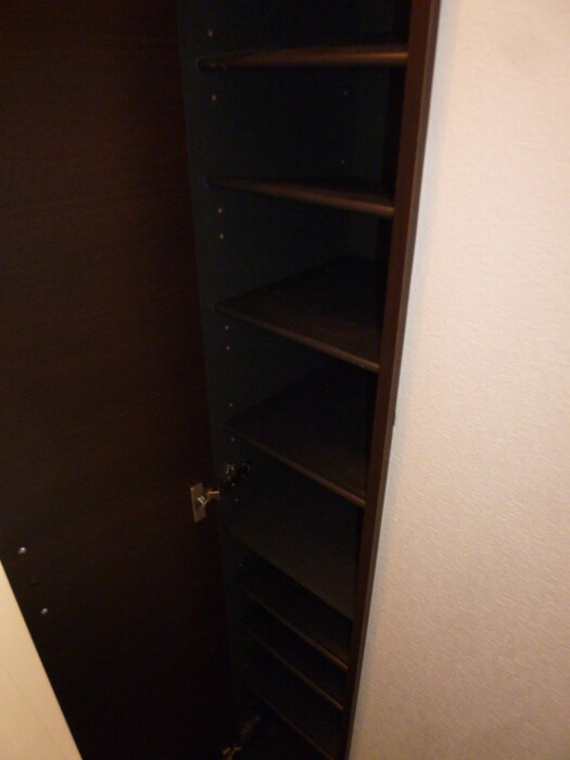 物件内観写真16　(靴箱)