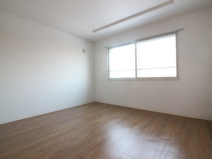 物件内観写真14　(居室)