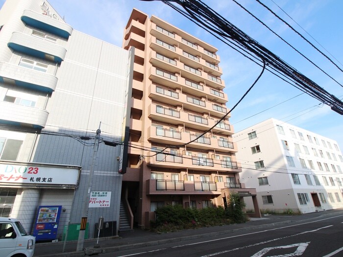 物件外観写真2　(外観写真)