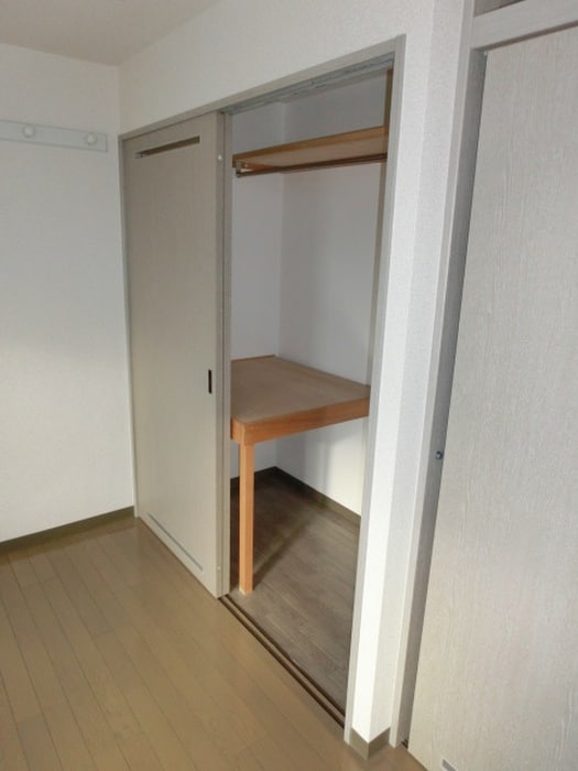 物件内観写真9　(収納)