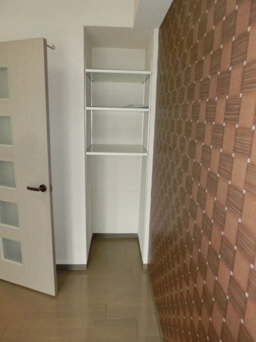 物件内観写真11　(収納)