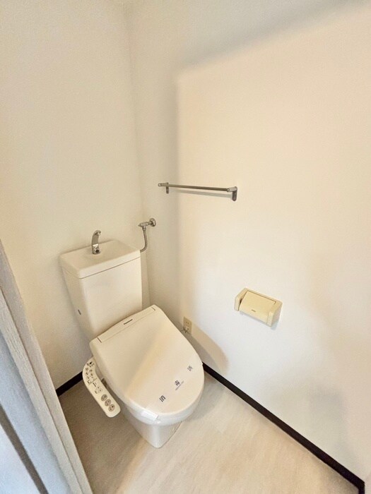 物件内観写真16　(トイレ)