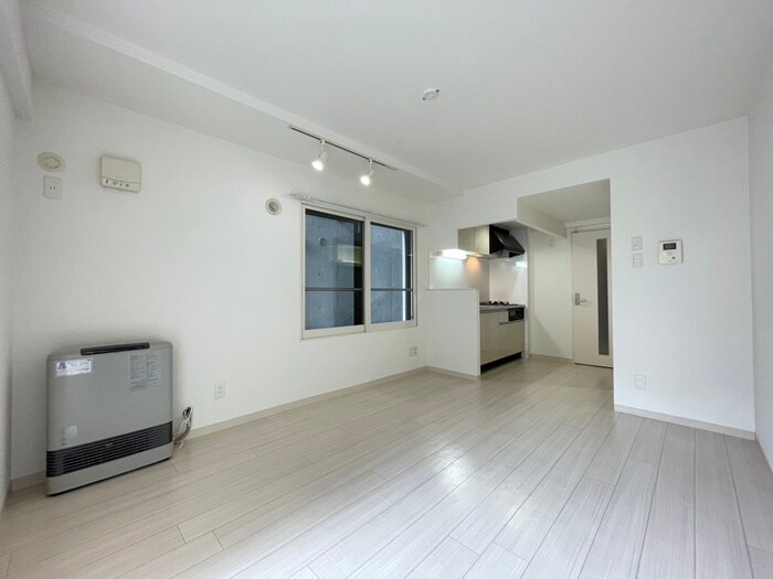 物件内観写真4　(居室)