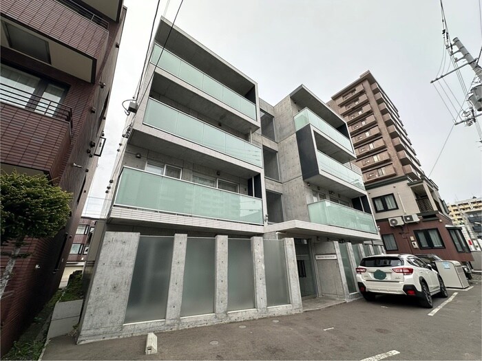 物件外観写真2　(外観写真)