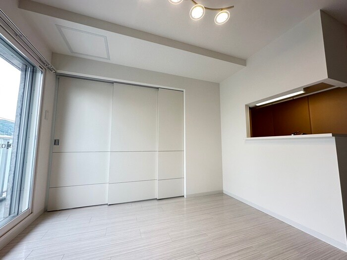 物件内観写真8　(居室)